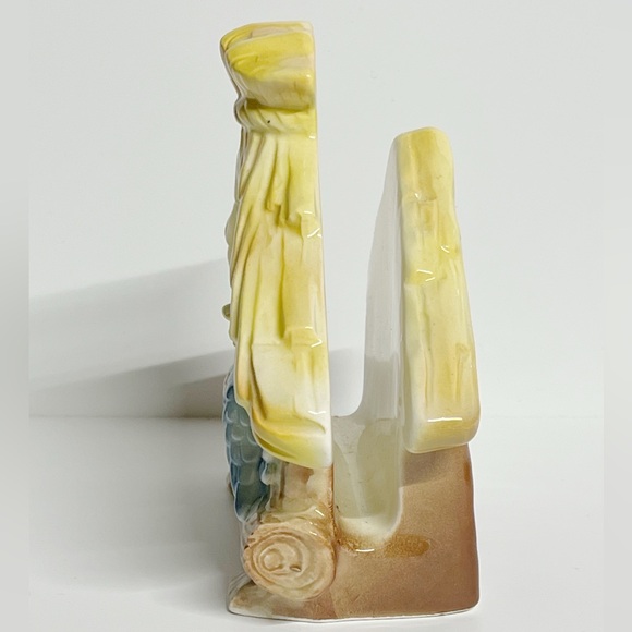 Rare Vintage Lefton Lovebirds in Bird House Napkin Holder. - Picture 3 of 9